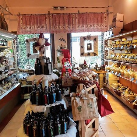 Agriturismo Il Pappamerlo Pila  Extérieur photo